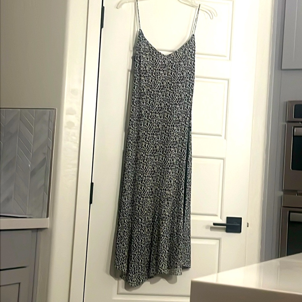 Giraffe print black and white dress